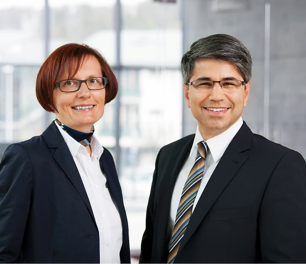 Christina Bacher & Emrah Kilicoglu sind die Geschäftsführer der Bacher & Co. Personalberatung GmbH und Ihre Partner für die Personalberatung und Unternehmensnachfolge